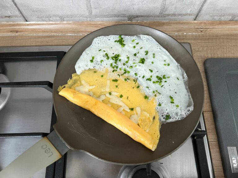 Dwukolorowy omlet Dwukolorowy omlet