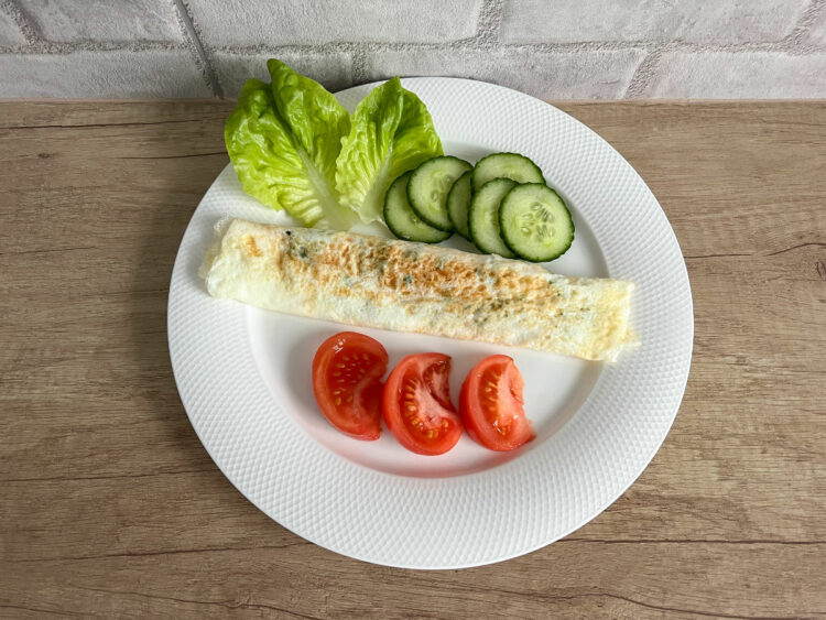 Zwijany omlet jajeczny