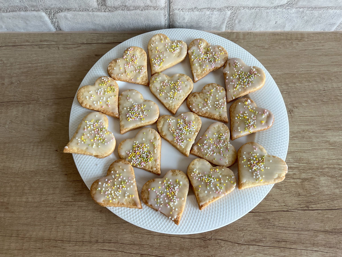 Kruche ciasteczka z mielonymi migdałami